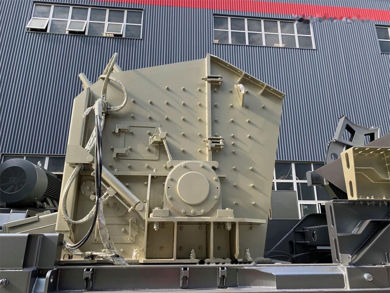 Kinglink KL3S2160F1315 - Ударная дробилка: фото 1 Kinglink KL3S2160F1315 - Ударная дробилка: фото 1
