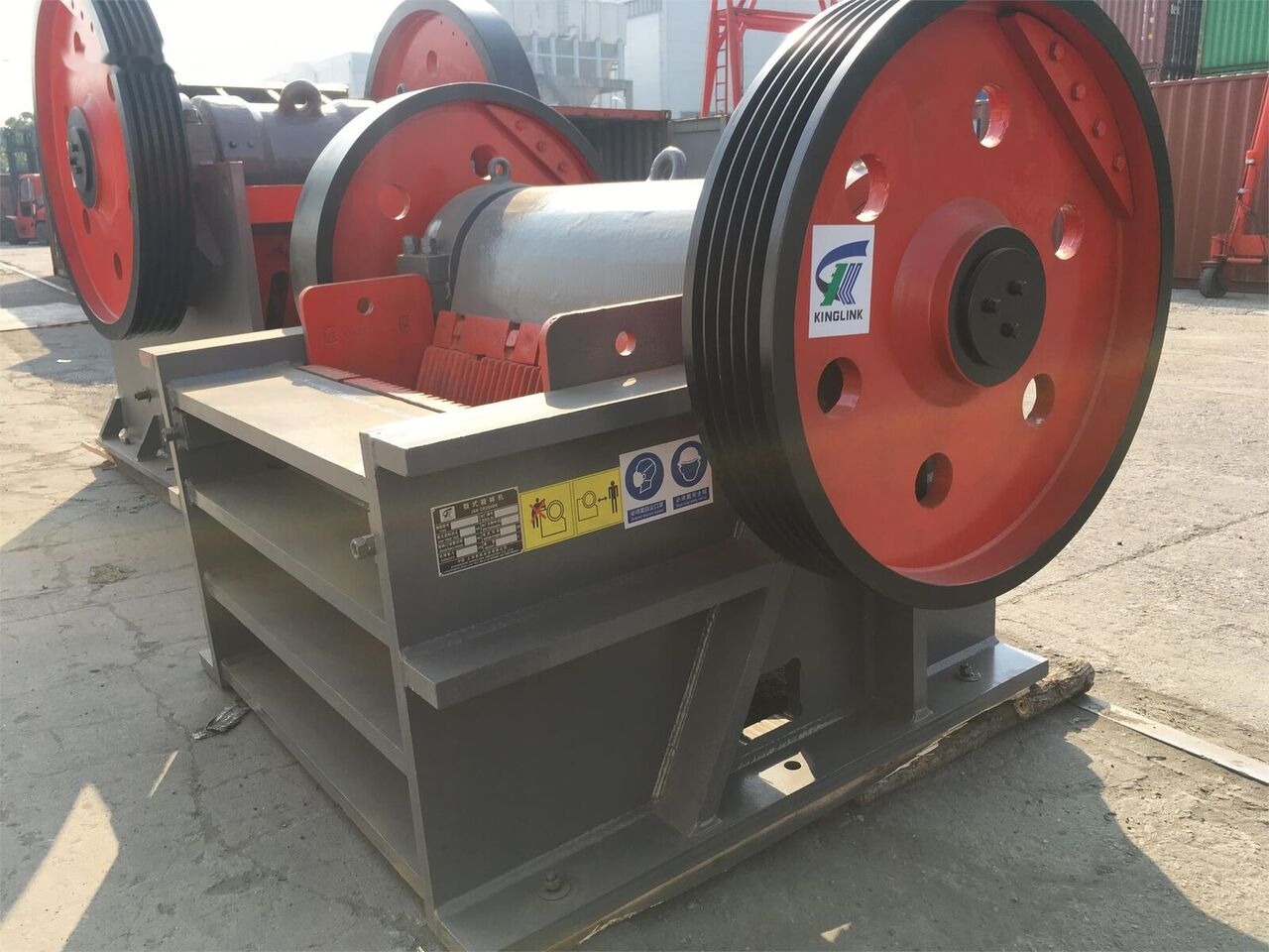 Kinglink PEX300X1300 Secondary Fine Jaw Crusher | 100TPH - Щековая дробилка: фото 1 Kinglink PEX300X1300 Secondary Fine Jaw Crusher | 100TPH - Щековая дробилка: фото 1