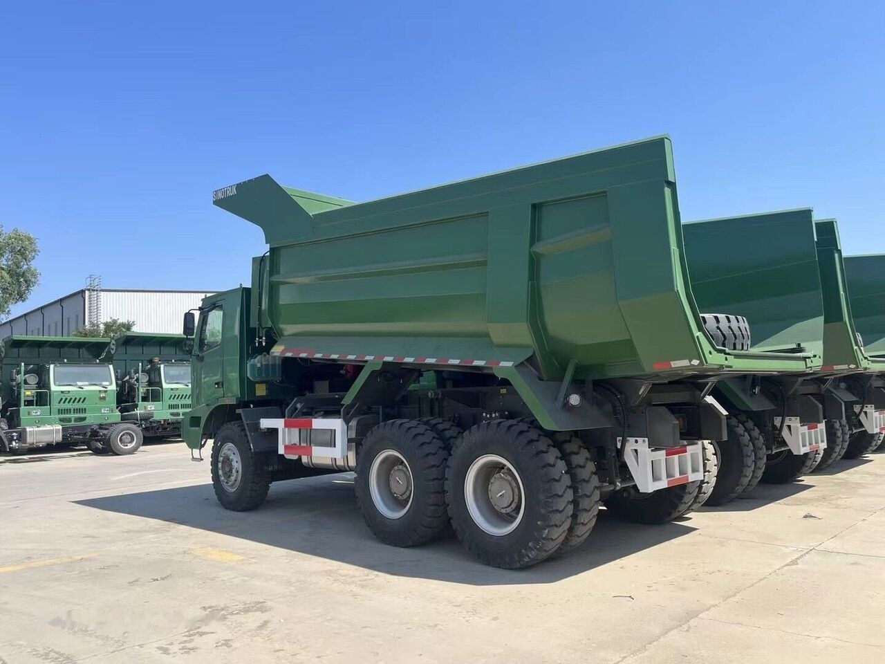 Sinotruk Howo ZZ5707S3840AJ - Карьерный самосвал: фото 4 Sinotruk Howo ZZ5707S3840AJ - Карьерный самосвал: фото 4