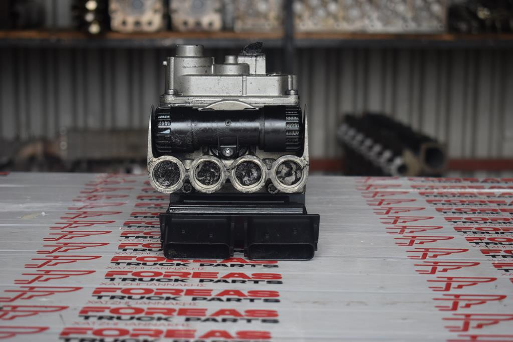 MERCEDES-BENZ BRAKE VALVE - 000 446 4636 - Тормозной клапан для Грузовиков: фото 1 MERCEDES-BENZ BRAKE VALVE - 000 446 4636 - Тормозной клапан для Грузовиков: фото 1