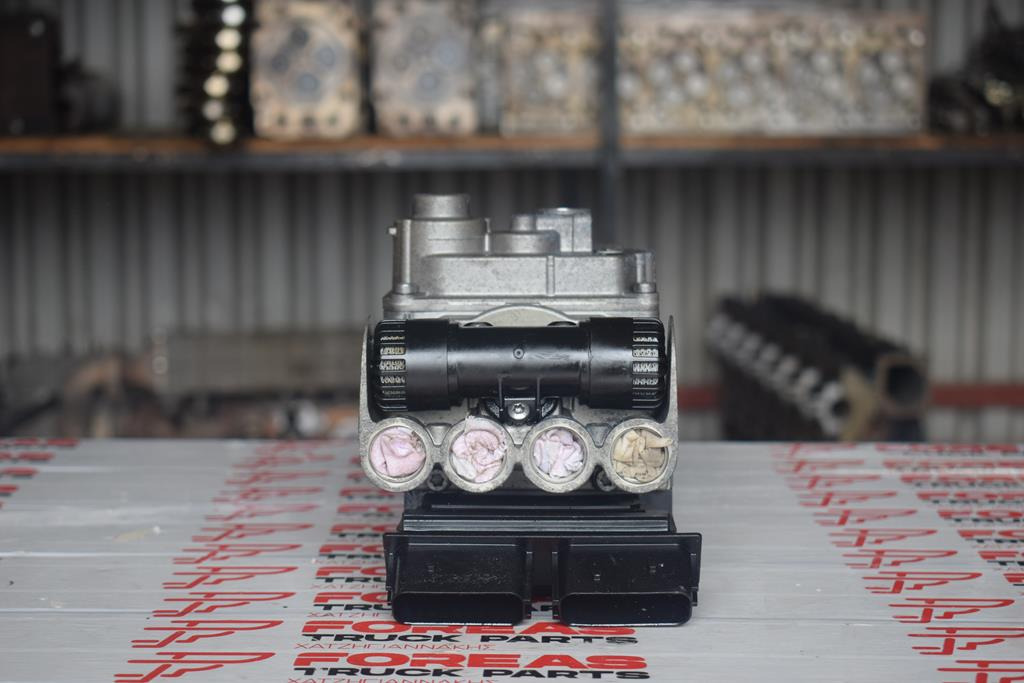 MERCEDES-BENZ BRAKE VALVE - 000 446 5936 - Тормозной клапан для Грузовиков: фото 1 MERCEDES-BENZ BRAKE VALVE - 000 446 5936 - Тормозной клапан для Грузовиков: фото 1