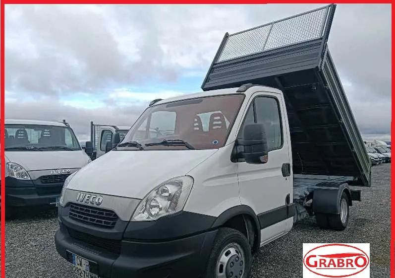 Iveco 35C13, 35C12 - Малотоннажный самосвал: фото 1