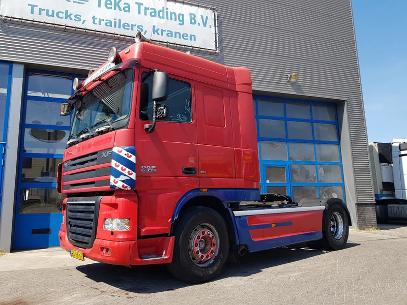 DAF XF 105 Hydraulic Euro 5 - Тягач: фото 1
