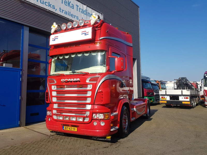 Scania R500 V8 Showtruck Open uitlaat Standairco Retarder - Тягач: фото 1 Scania R500 V8 Showtruck Open uitlaat Standairco Retarder - Тягач: фото 1