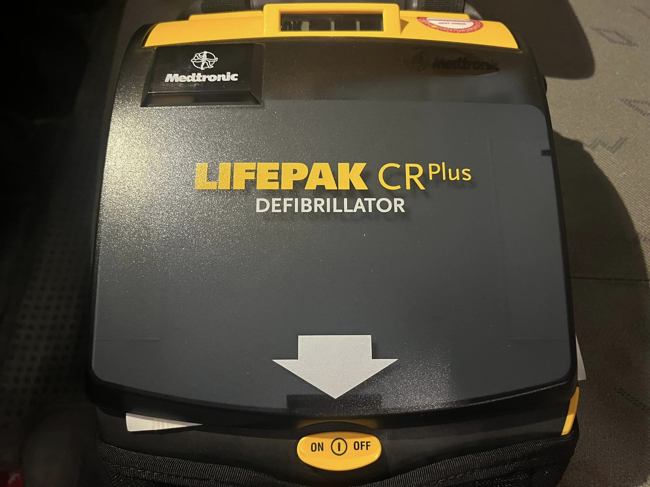 Lifepak CRplus - AED / defibrillator - Машина скорой помощи: фото 1 Lifepak CRplus - AED / defibrillator - Машина скорой помощи: фото 1