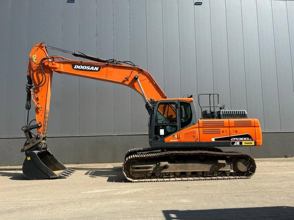 Doosan DX 300 LC-5 - Гусеничный экскаватор: фото 1 Doosan DX 300 LC-5 - Гусеничный экскаватор: фото 1