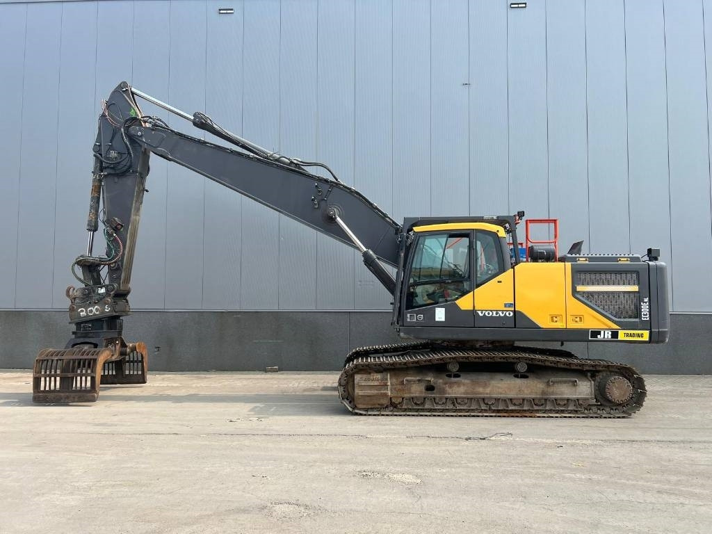 Volvo EC 300 EL - Гусеничный экскаватор: фото 1 Volvo EC 300 EL - Гусеничный экскаватор: фото 1