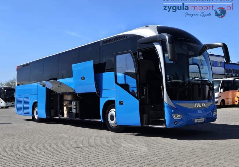 Туристический автобус Iveco MAGELYS HD / SPROWADZONY / MANUAL / EURO 6: фото 1