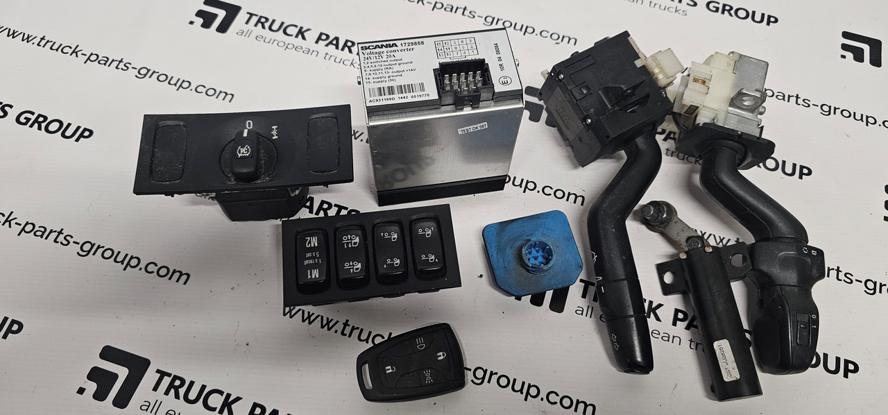 Scania SCANIA T, P, G, R, L, S series, EURO6 emission CAB inside small electronic, switches, control units, wiper arm, steering wheel control, light control unit, voltage converter 1729858, 0458341, AC931199 - Блок управления: фото 1 Scania SCANIA T, P, G, R, L, S series, EURO6 emission CAB inside small electronic, switches, control units, wiper arm, steering wheel control, light control unit, voltage converter 1729858, 0458341, AC931199 - Блок управления: фото 1