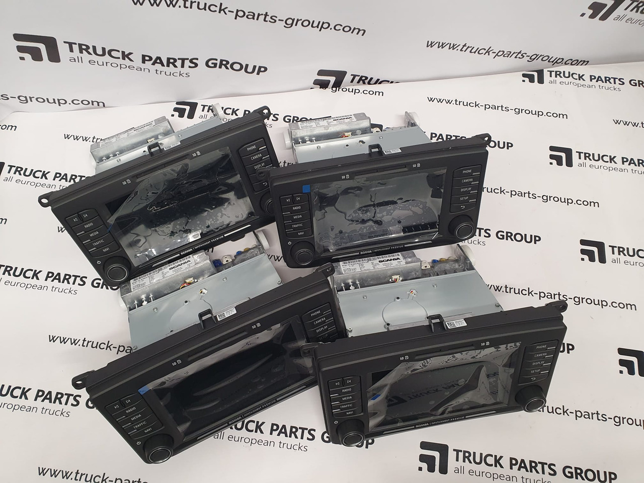 Scania T, P, G, R, L series EURO6, EURO 6 emission standard series multimedia navigation system HU scania AUS4 STD DAB, NAVI system, Harman / Becker 2594720, 2735760, 2635711, 2783088, infotainment sy - Система навигации для Грузовиков: фото 1 Scania T, P, G, R, L series EURO6, EURO 6 emission standard series multimedia navigation system HU scania AUS4 STD DAB, NAVI system, Harman / Becker 2594720, 2735760, 2635711, 2783088, infotainment sy - Система навигации для Грузовиков: фото 1