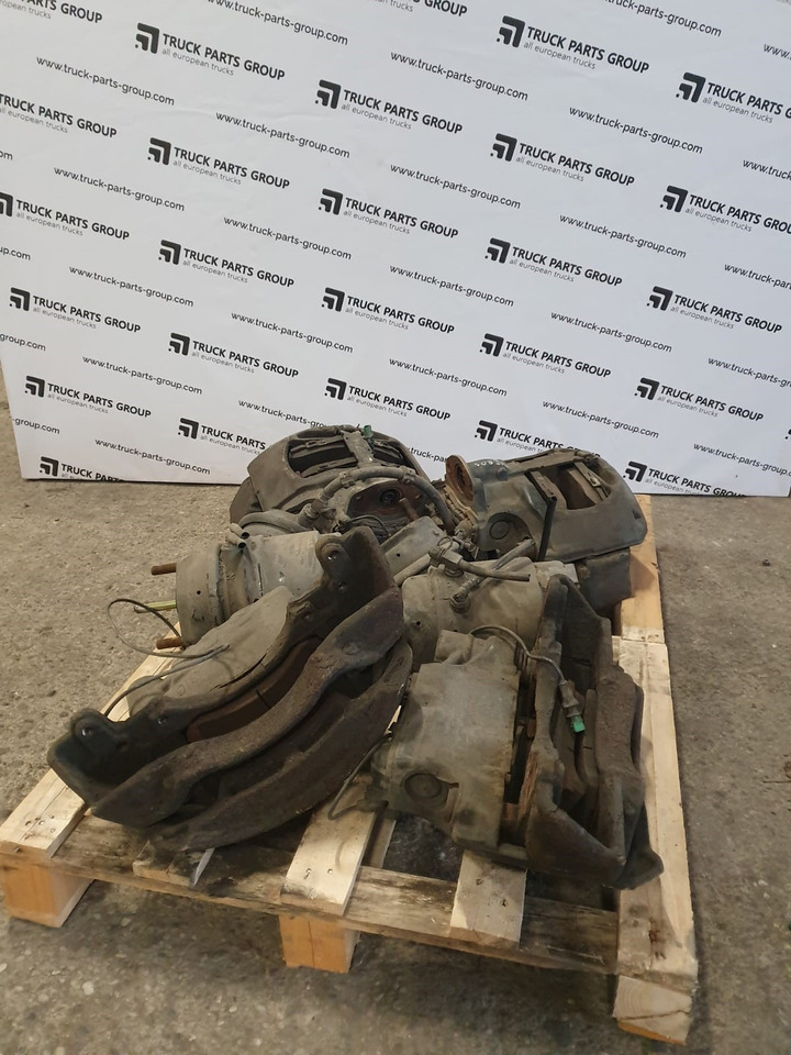 MERCEDES-BENZ Mercedes Benz Actros EURO6 brake calipers, brake system, brake pads, brake discs 0003301000, 9603311701, 9603312601, 9603300103, 9603300003, 9909971304, 9603321101, 9603320202, 9433301325, 9603340545, - Запчасти для Грузовиков: фото 1 MERCEDES-BENZ Mercedes Benz Actros EURO6 brake calipers, brake system, brake pads, brake discs 0003301000, 9603311701, 9603312601, 9603300103, 9603300003, 9909971304, 9603321101, 9603320202, 9433301325, 9603340545, - Запчасти для Грузовиков: фото 1
