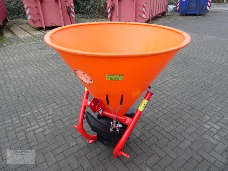 Dexwal Salzstreuer Düngerstreuer Streuer Trichterstreuer 200 Liter - Разбрасыватель песка/ Соли: фото 1 Dexwal Salzstreuer Düngerstreuer Streuer Trichterstreuer 200 Liter - Разбрасыватель песка/ Соли: фото 1
