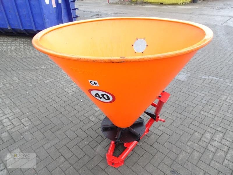 Dexwal Salzstreuer Düngerstreuer Streuer Trichterstreuer 500 Liter - Разбрасыватель песка/ Соли: фото 1 Dexwal Salzstreuer Düngerstreuer Streuer Trichterstreuer 500 Liter - Разбрасыватель песка/ Соли: фото 1