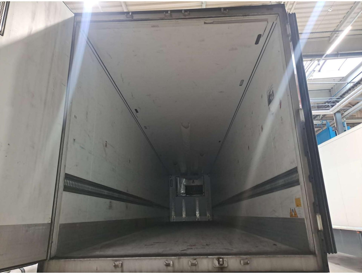 2019 Schmitz Cargobull SKO FP 60 ThermoKing SLXi 300 - Полуприцеп-рефрижератор: фото 5 2019 Schmitz Cargobull SKO FP 60 ThermoKing SLXi 300 - Полуприцеп-рефрижератор: фото 5