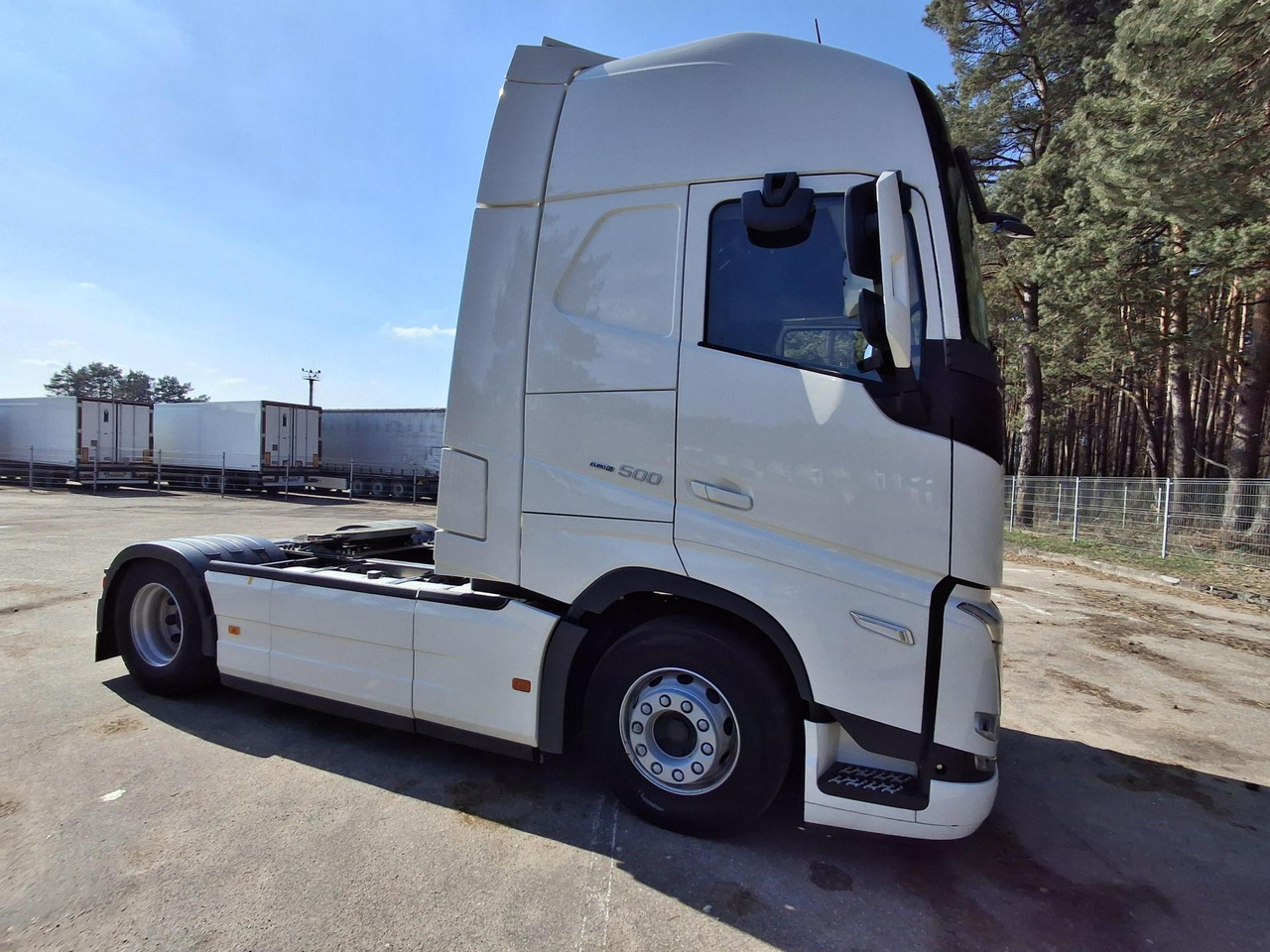 2022/2023 Volvo FH 500 Globetrotter XL - Другая техника: фото 3 2022/2023 Volvo FH 500 Globetrotter XL - Другая техника: фото 3