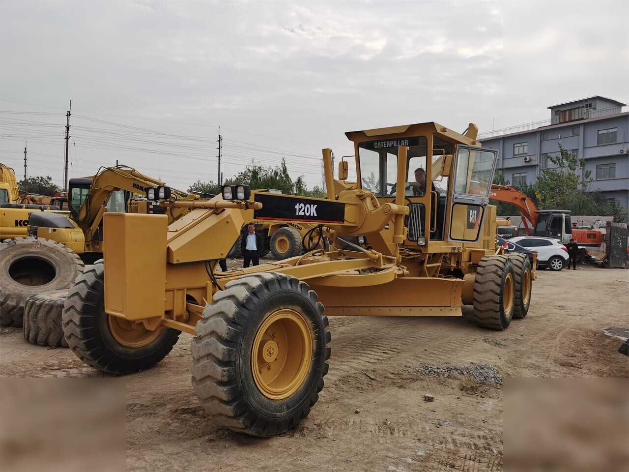 CATERPILLAR 120K - Грейдер: фото 1