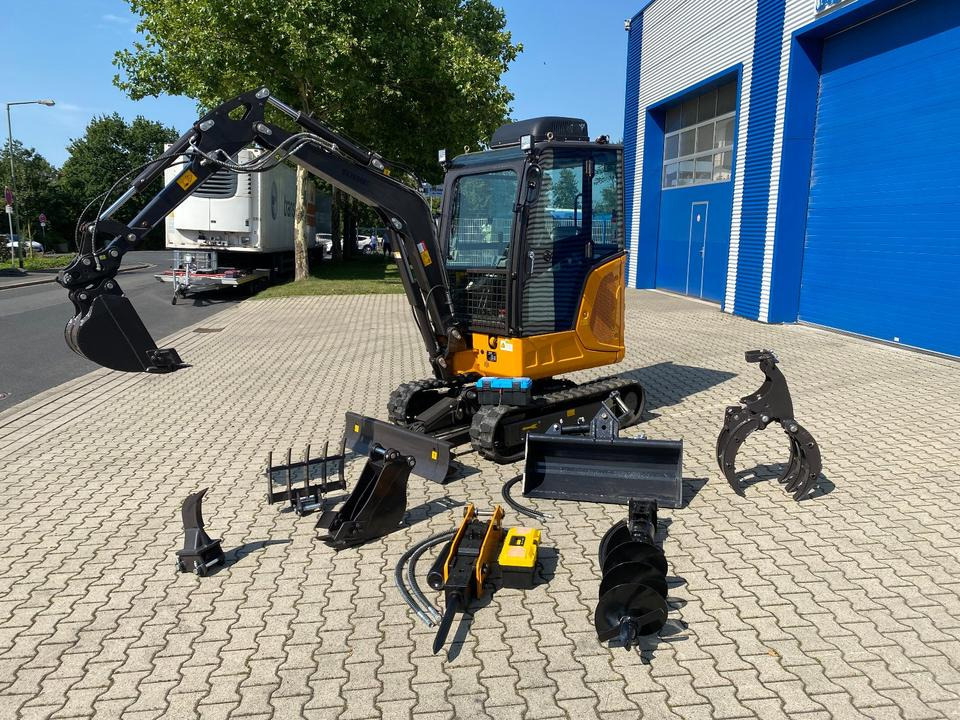 Minibagger BK2800ASR inkl. Zubehörpaket *INKL.19% MWST*BERGER KRAUS*KUBOTA*SCHWENKARM* VERSTELLFAHRWERK*KLIMA* - Мини-экскаватор: фото 1