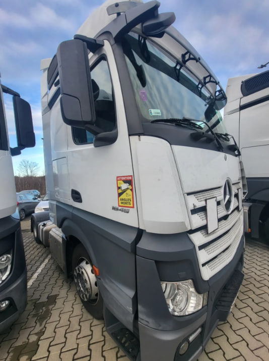 Mercedes-Benz ACTROS 1845 - Тягач: фото 1 Mercedes-Benz ACTROS 1845 - Тягач: фото 1