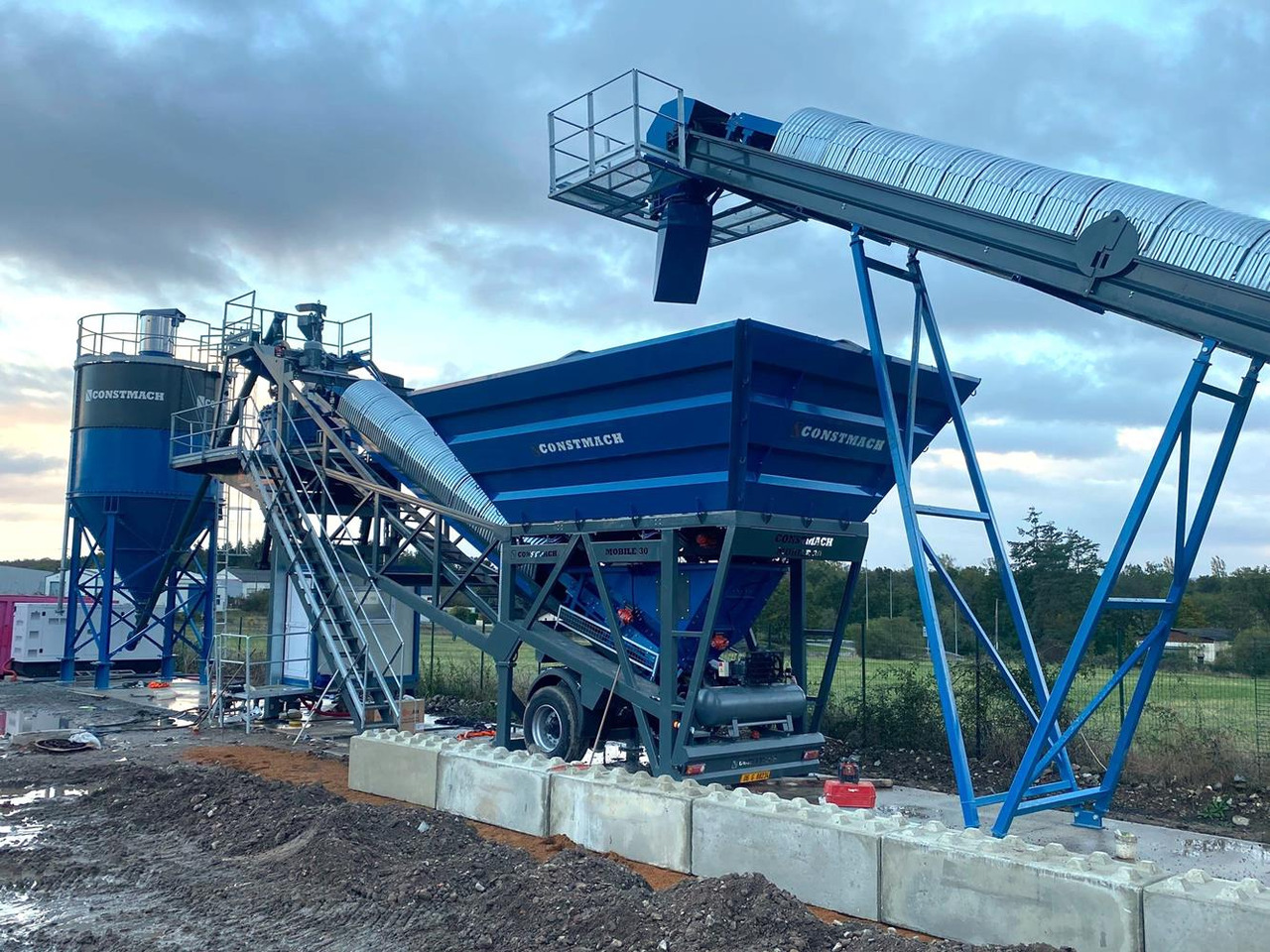 Constmach 30 m³/h Mobile Concrete Batching Plant - Строительная техника: фото 1 Constmach 30 m³/h Mobile Concrete Batching Plant - Строительная техника: фото 1