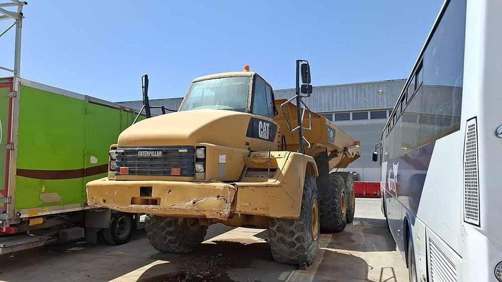 CAT 740 - Другая техника: фото 1 CAT 740 - Другая техника: фото 1