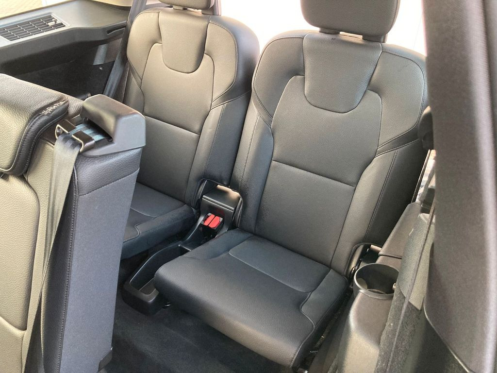 Volvo XC 90 T8 7-Sitzer Inscr. Expr. Recharge AWD  в лизинг Volvo XC 90 T8 7-Sitzer Inscr. Expr. Recharge AWD: фото 11