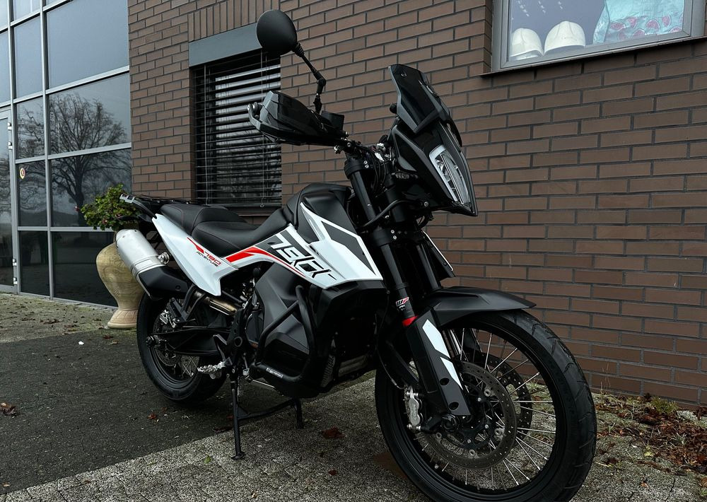 KTM Adventure - Мотоцикл: фото 1 KTM Adventure - Мотоцикл: фото 1