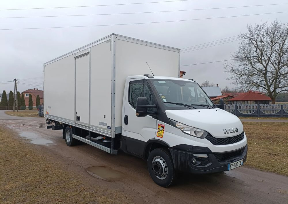 Iveco Daily 70C17 - Грузовик с закрытым кузовом: фото 1 Iveco Daily 70C17 - Грузовик с закрытым кузовом: фото 1