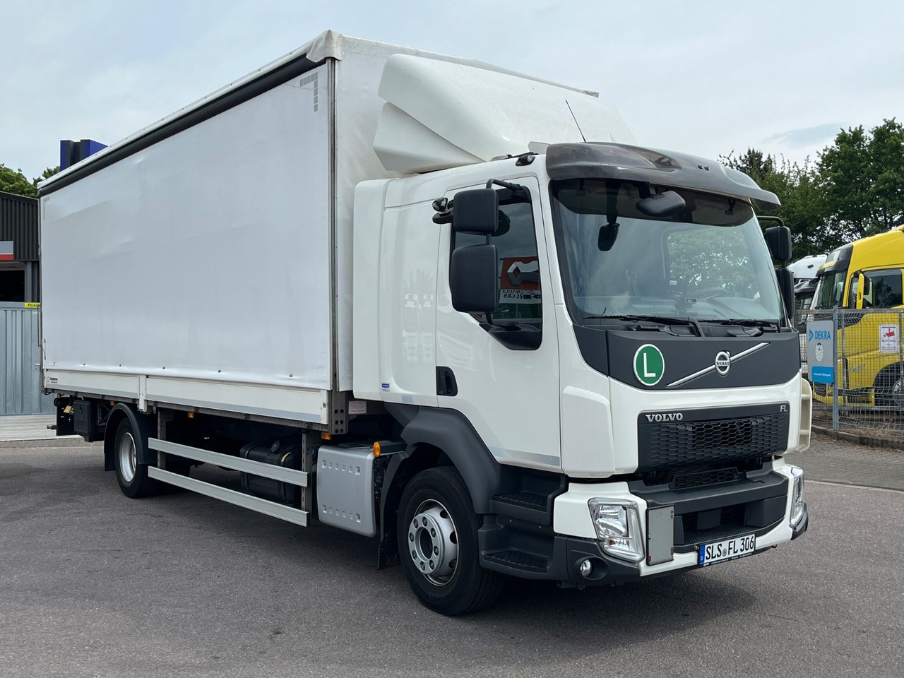 Volvo FL 14.245 Junghanns Schiebeplane LBW - Тентованный грузовик: фото 3 Volvo FL 14.245 Junghanns Schiebeplane LBW - Тентованный грузовик: фото 3