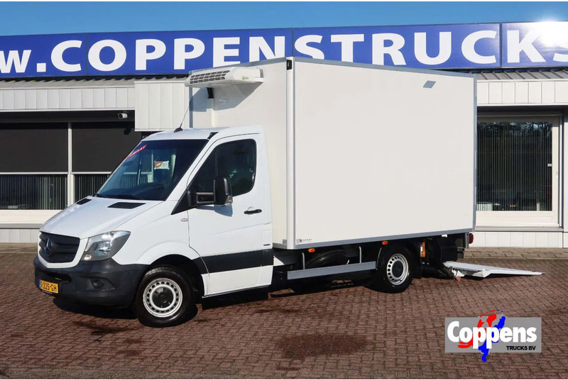 Mercedes-Benz Sprinter 316 CDI Carrier Koel/Vries Bak+Klep. Dag en nacht aansluiting - Фургон-рефрижератор: фото 1 Mercedes-Benz Sprinter 316 CDI Carrier Koel/Vries Bak+Klep. Dag en nacht aansluiting - Фургон-рефрижератор: фото 1