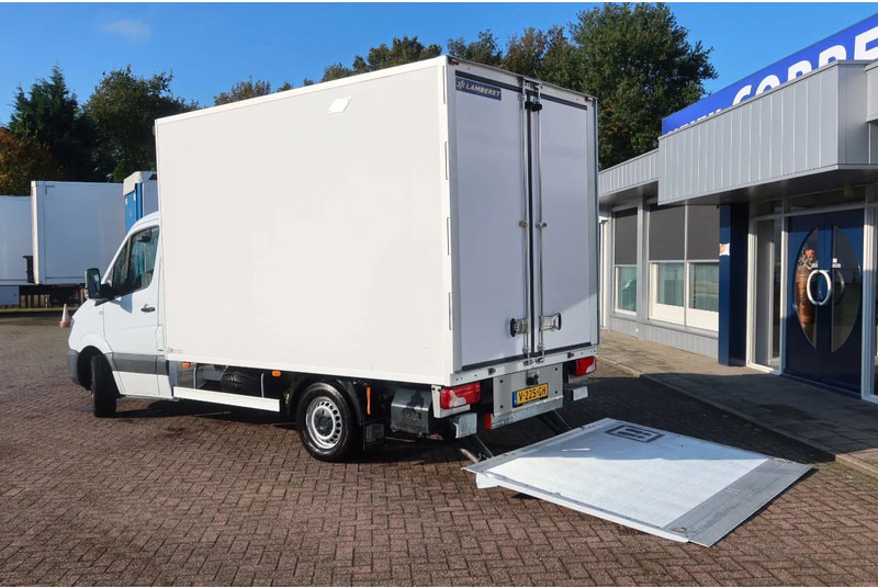 Mercedes-Benz Sprinter 316 CDI Carrier Koel/Vries Bak+Klep. Dag en nacht aansluiting - Фургон-рефрижератор: фото 3 Mercedes-Benz Sprinter 316 CDI Carrier Koel/Vries Bak+Klep. Dag en nacht aansluiting - Фургон-рефрижератор: фото 3
