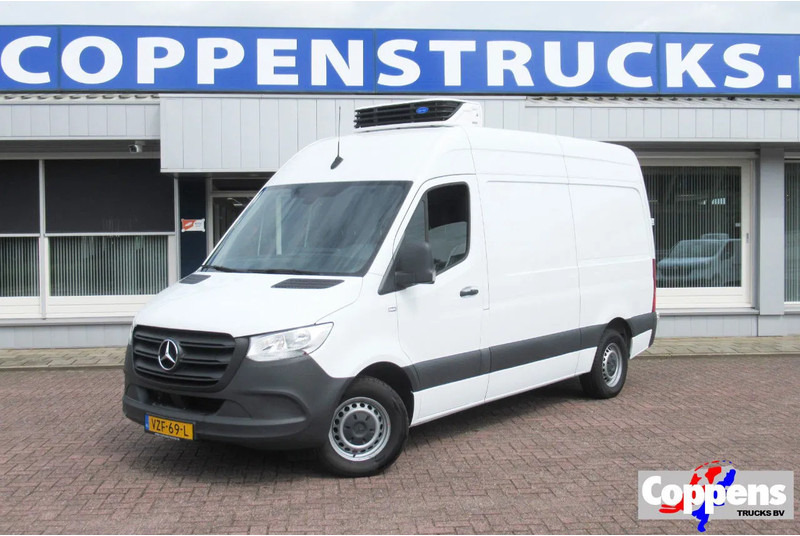 Mercedes-Benz Sprinter 317 CDI Koel / Vries/ verwarmen Carrier Xarios 350 + 220 volt nacht stekkerL2/H2 - Фургон-рефрижератор: фото 1