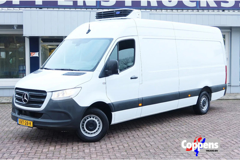 Mercedes-Benz Sprinter 317 Koel/Vries/verwarmen Carrier Xarios 350 + 220 volt nacht aansluiting - Фургон-рефрижератор: фото 1