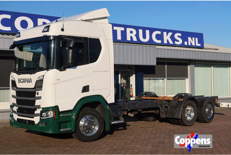 Scania R 500 6X2 Chassis Cabine Euro 6 - Грузовик-шасси: фото 1 Scania R 500 6X2 Chassis Cabine Euro 6 - Грузовик-шасси: фото 1