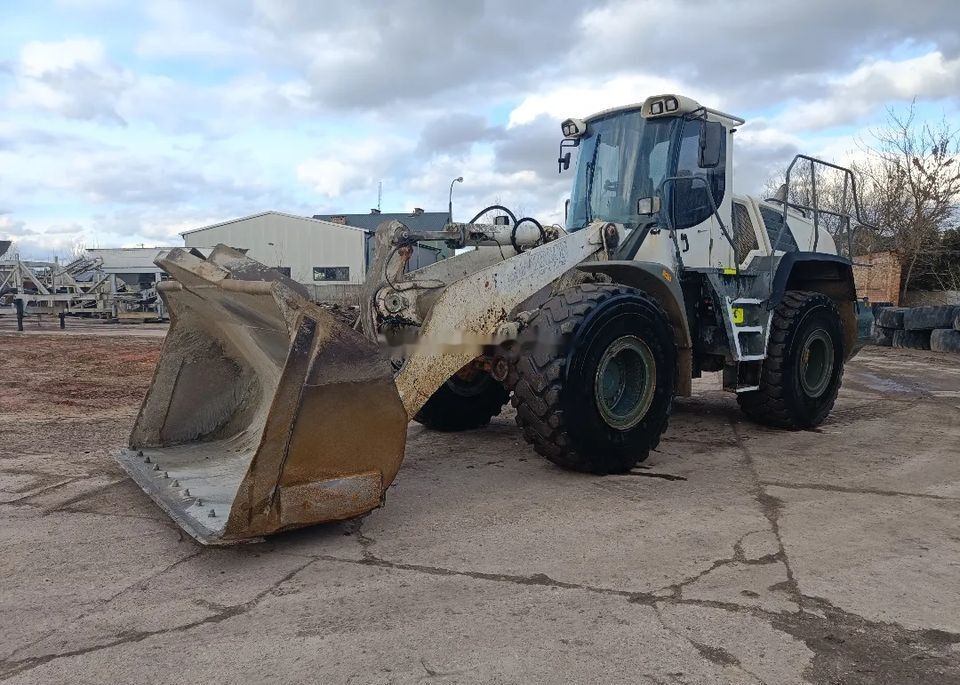 Liebherr L550 2plus2 długi wysięgnik wysypu - Колёсный погрузчик: фото 1