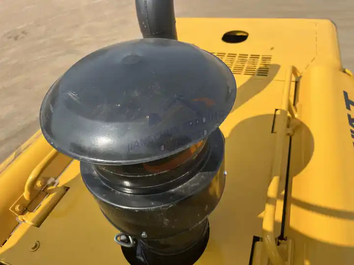 95% New Used wheel loader SDLG 956L L956F 956l wheel loader China heavy duty hydraulic tractor loader in low price в лизинг 95% New Used wheel loader SDLG 956L L956F 956l wheel loader China heavy duty hydraulic tractor loader in low price: фото 6