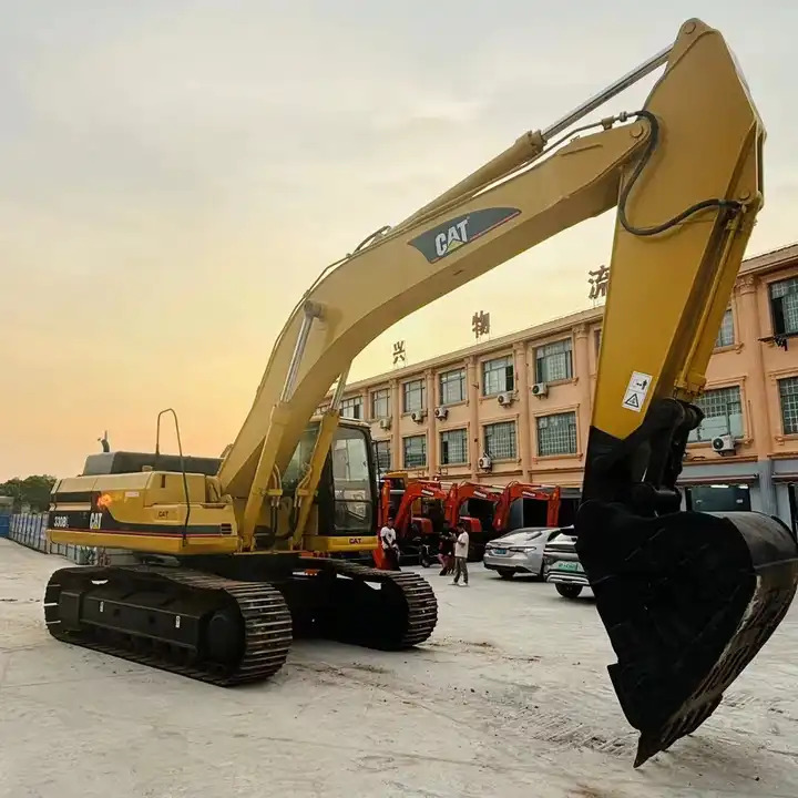 Cat Used Excavator 330bl,330b,330c Excavator Machine Second Hand Cat 30t Used Excavator For Sale In Shanghai - Гусеничный экскаватор: фото 1