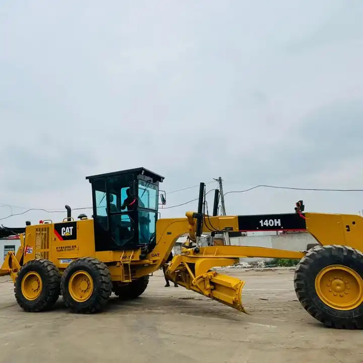 Caterpillar Used Cat Motor Grader 140h With Original Japan Cat Engine For Sale In Shanghai - Грейдер: фото 1 Caterpillar Used Cat Motor Grader 140h With Original Japan Cat Engine For Sale In Shanghai - Грейдер: фото 1