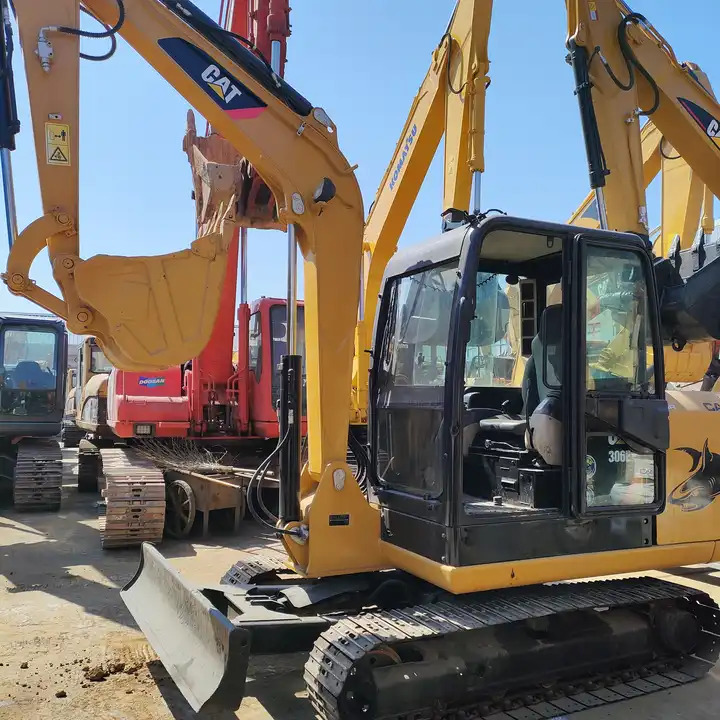 Crawler excavator Used cat306E / second-hand Japan engine cat 306 306E - Гусеничный экскаватор: фото 1 Crawler excavator Used cat306E / second-hand Japan engine cat 306 306E - Гусеничный экскаватор: фото 1