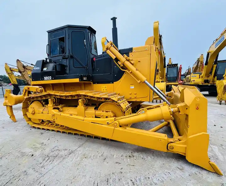 Good Price Shantui Bulldozer Sd22 Sd32 Sd16 With Rippers Secondhand Dozer Machine China Brand In Shanghai - Бульдозер: фото 1 Good Price Shantui Bulldozer Sd22 Sd32 Sd16 With Rippers Secondhand Dozer Machine China Brand In Shanghai - Бульдозер: фото 1