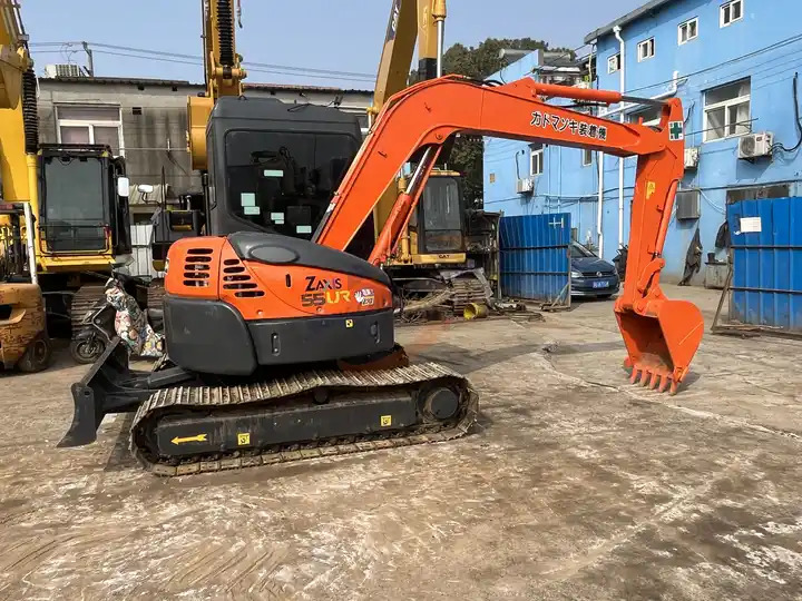 High Performance used Hitachi ZX55UR crawler excavator with good condition The latest mini used Hitachi ZX55 excavator for sale в лизинг High Performance used Hitachi ZX55UR crawler excavator with good condition The latest mini used Hitachi ZX55 excavator for sale: фото 6