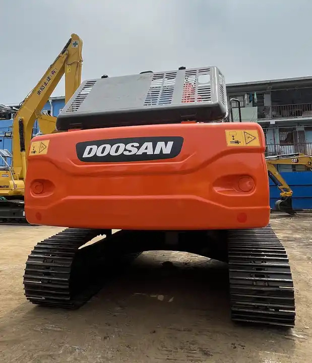High Quality Original Korea Nice Performance Used Excavator Doosan Dx225lc,Dx225 Model For Sale 22.5ton Best Price In Shanghai в лизинг High Quality Original Korea Nice Performance Used Excavator Doosan Dx225lc,Dx225 Model For Sale 22.5ton Best Price In Shanghai: фото 7