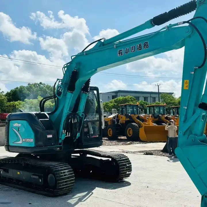 High Quality Shorter-tail Hydraulic Excavator Kobelco Sk135sr Sk115sr Japan Surplus Backhoe Excavator Machine In Shanghai - Гусеничный экскаватор: фото 1 High Quality Shorter-tail Hydraulic Excavator Kobelco Sk135sr Sk115sr Japan Surplus Backhoe Excavator Machine In Shanghai - Гусеничный экскаватор: фото 1