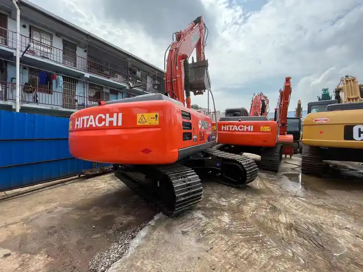 Low Working Hour Hitachi zx120 cheap used excavator Japan Made Hitachi  zx200 20 ton Excavator в лизинг Low Working Hour Hitachi zx120 cheap used excavator Japan Made Hitachi  zx200 20 ton Excavator: фото 6