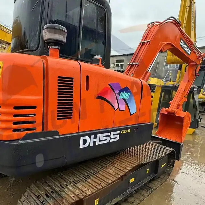 Mini 5ton Used Excavator Doosan DH55 with nice condition Korea low working hour multifunction crawler excavator Doosan DH55 - Экскаватор: фото 1