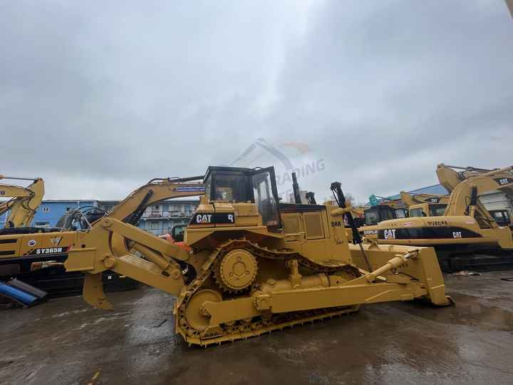 Original Japan Imported Caterpillar D8R Bulldozer Japan Original Cat D7G D7R D8R D9n D8r Used Bulldozers - Бульдозер: фото 2 Original Japan Imported Caterpillar D8R Bulldozer Japan Original Cat D7G D7R D8R D9n D8r Used Bulldozers - Бульдозер: фото 2