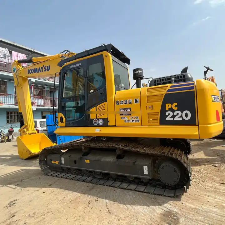 Original Japan Komatsu PC220 used excavator for sale/second hand komatsu excavator PC200-8 PC220-8 - Гусеничный экскаватор: фото 1 Original Japan Komatsu PC220 used excavator for sale/second hand komatsu excavator PC200-8 PC220-8 - Гусеничный экскаватор: фото 1