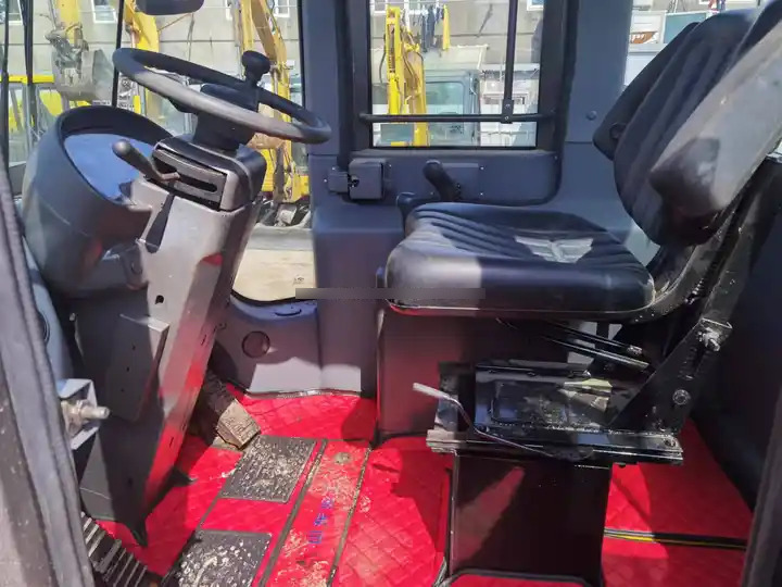 Second Hand Loaders SDLG 936L High Quality Chinese Famous Brand SDLG Used Wheel Loader in stock for sale в лизинг Second Hand Loaders SDLG 936L High Quality Chinese Famous Brand SDLG Used Wheel Loader in stock for sale: фото 6
