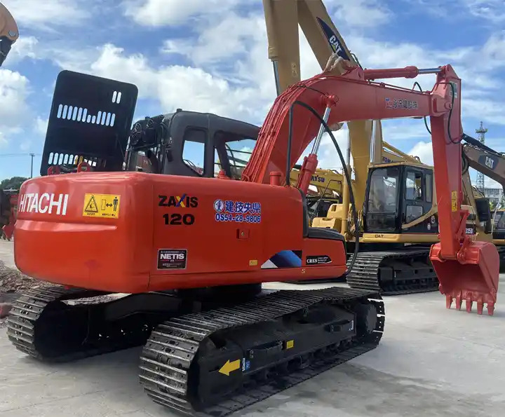 Slightly Used Japan Origin Hitachi Zx120 12t Used Excavator With A/c In Shanghai - Гусеничный экскаватор: фото 1 Slightly Used Japan Origin Hitachi Zx120 12t Used Excavator With A/c In Shanghai - Гусеничный экскаватор: фото 1