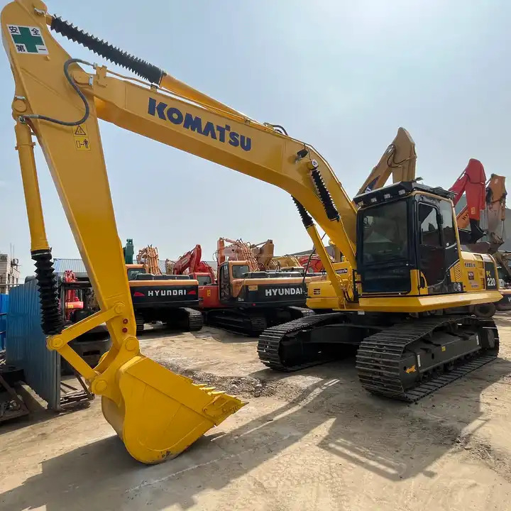 Used komatsu pc 220-8 pc 200-8 crawler excavator/Japan Used Komatsu crawler excavator  second hand excavator on sale - Гусеничный экскаватор: фото 1