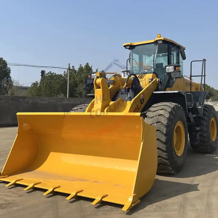 Used wheel loader SDLG 956L L956F 956l wheel loader China heavy duty hydraulic tractor loader in hot sale - Колёсный погрузчик: фото 1 Used wheel loader SDLG 956L L956F 956l wheel loader China heavy duty hydraulic tractor loader in hot sale - Колёсный погрузчик: фото 1